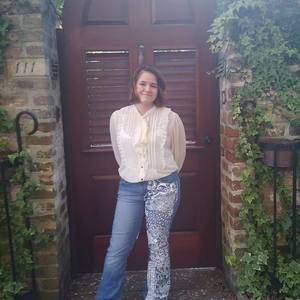 Meet your Posher, Ana maria